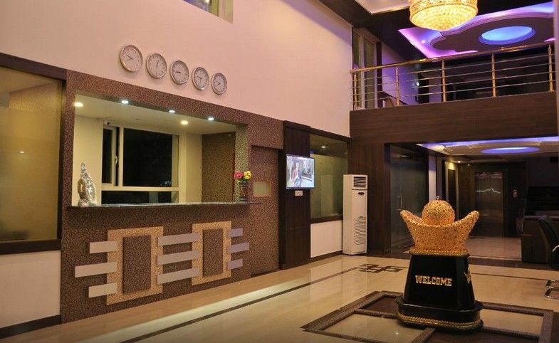 Grand Clarks Inn Badami Εξωτερικό φωτογραφία